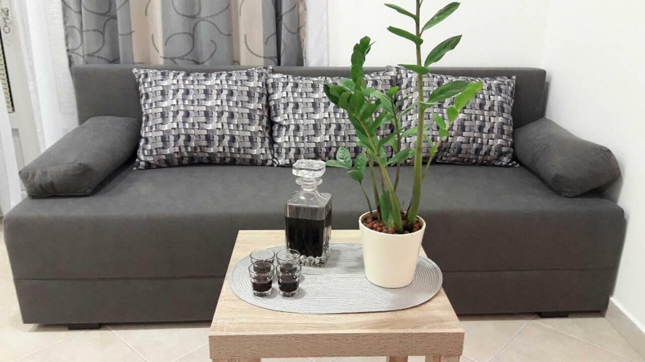 Apartment Smodlaka Dugopolje Extérieur photo