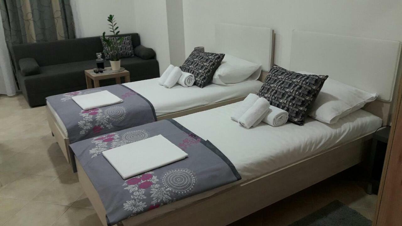 Apartment Smodlaka Dugopolje Extérieur photo